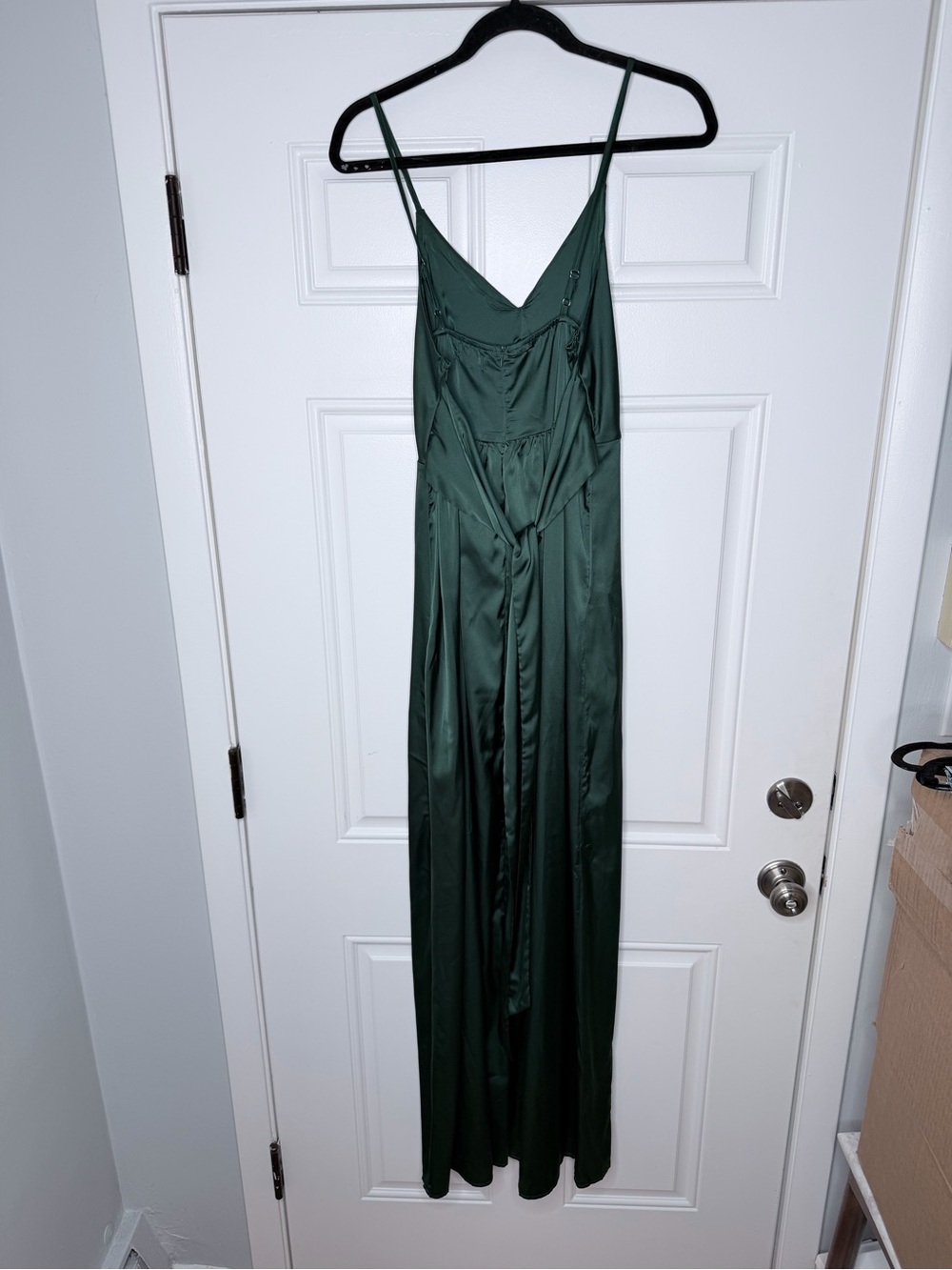 NWT BEGINNING BOUTIQUE SIZE 6 Katrina Split Maxi Dress green satin gown‎ dress - Picture 3 of 7